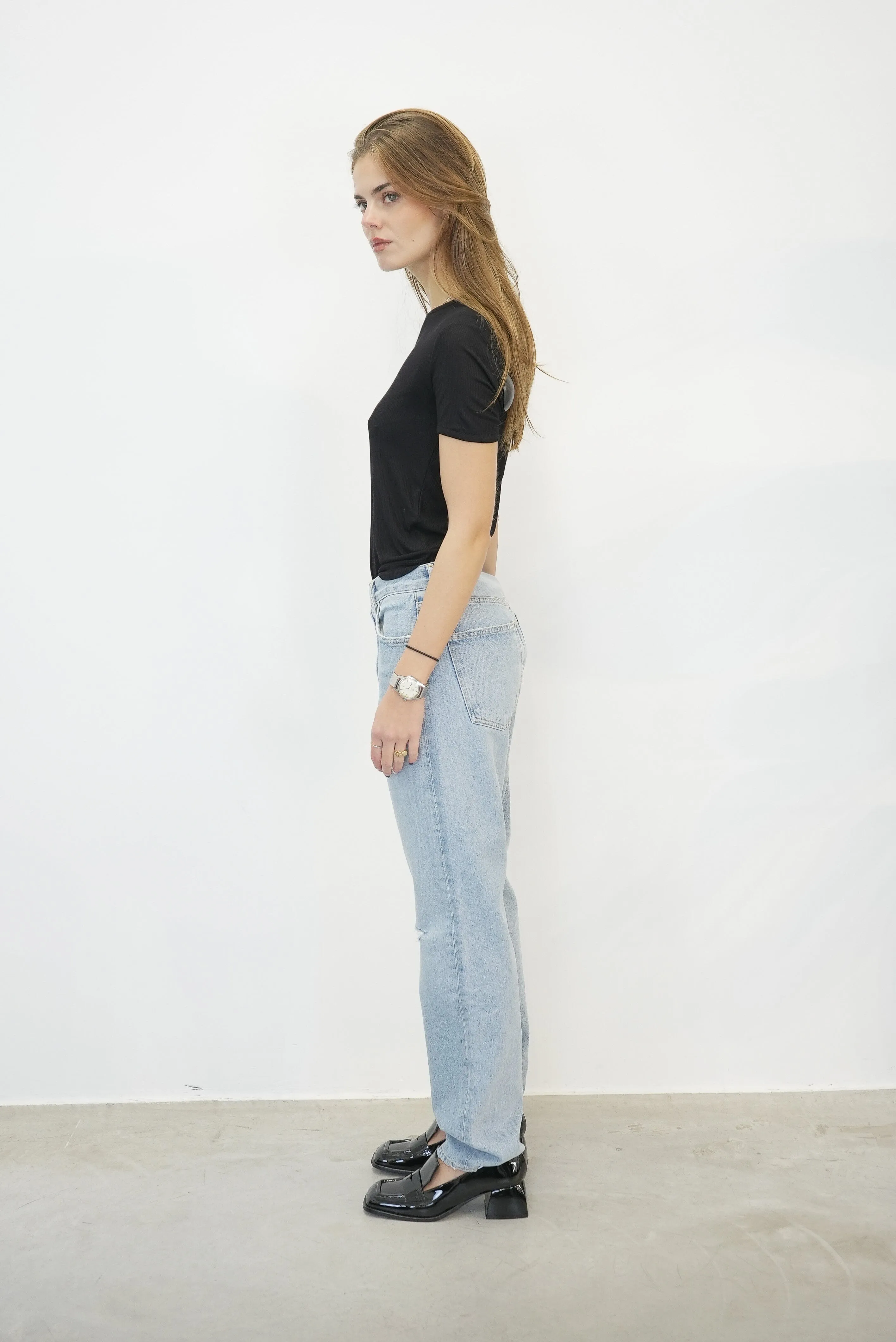 90s LOOSE FIT JEANS WITH PINCH WAIST IN FLASH