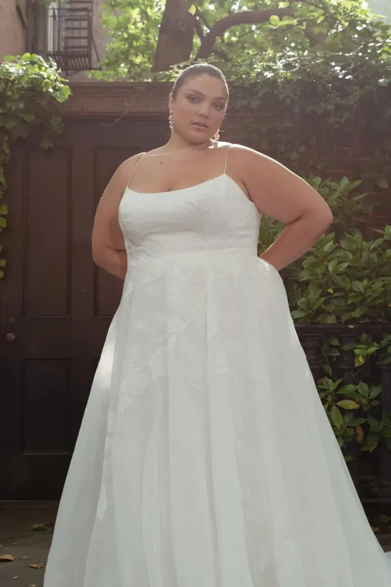 Abernathy - Jenny Yoo Wedding Dress
