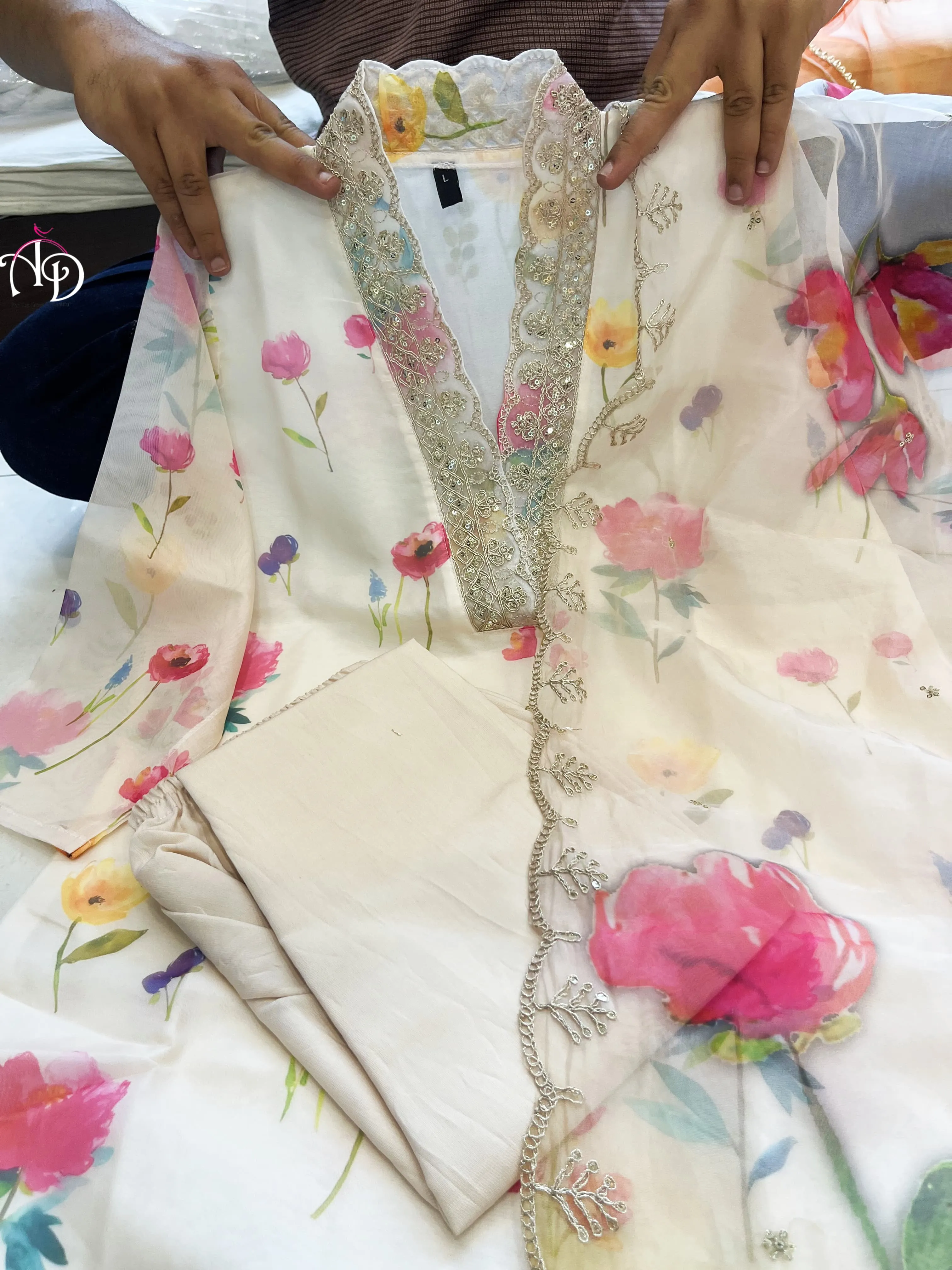 Beautiful Designer Pure Organza Silk Salwar Suit