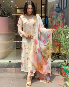 Beautiful Designer Pure Organza Silk Salwar Suit