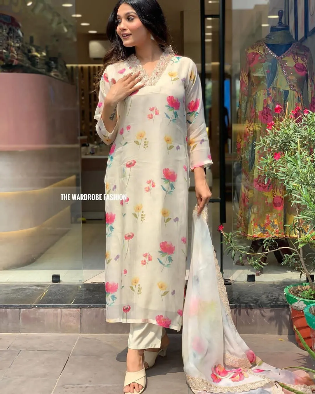 Beautiful Designer Pure Organza Silk Salwar Suit
