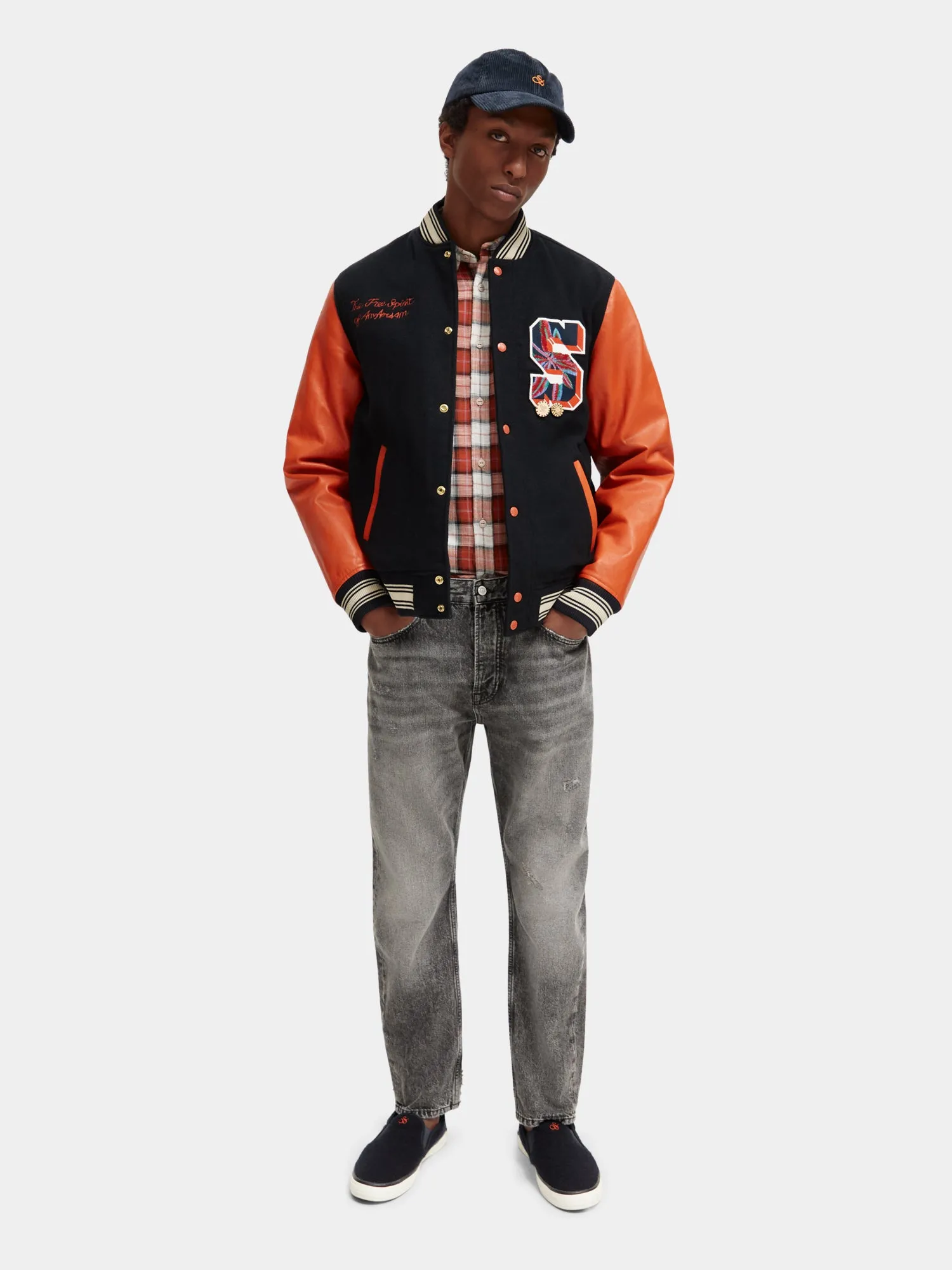 Dean loose tapered-fit jeans
