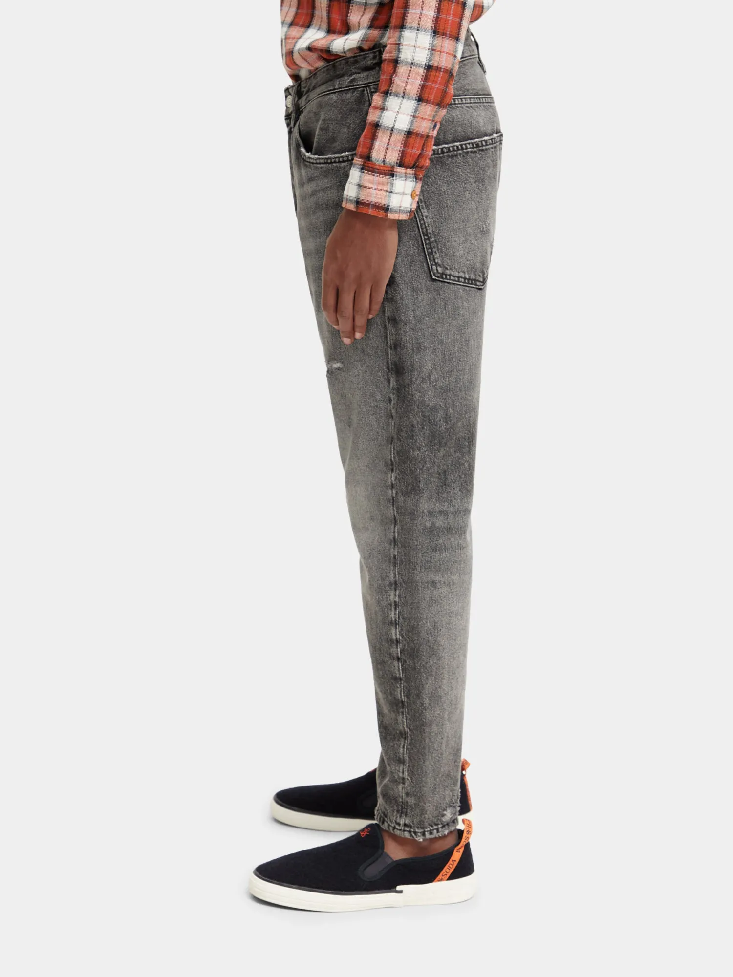 Dean loose tapered-fit jeans