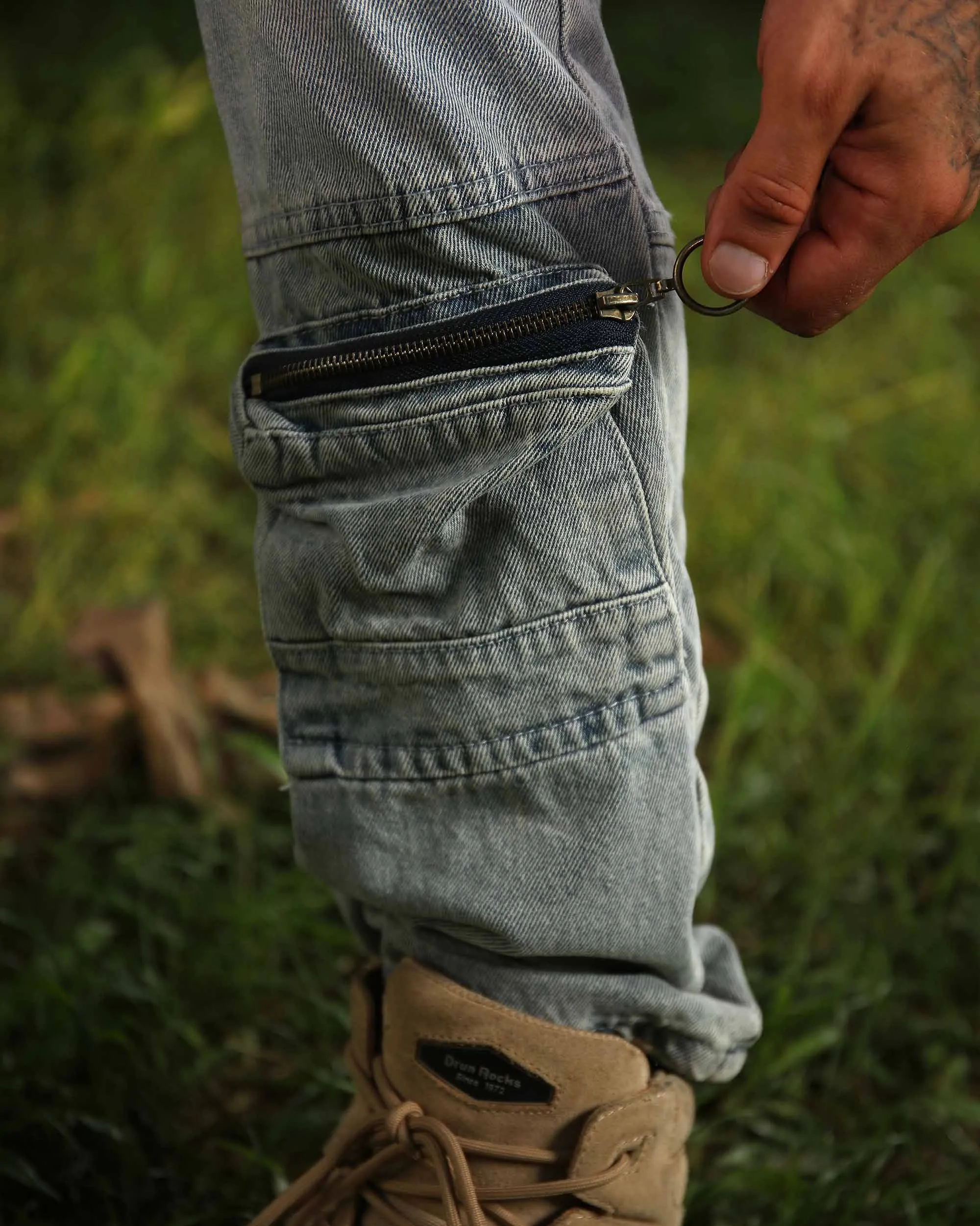 Distressed Cargo Straight Jeans with Versatile Pockets-Mexico Local Delivery