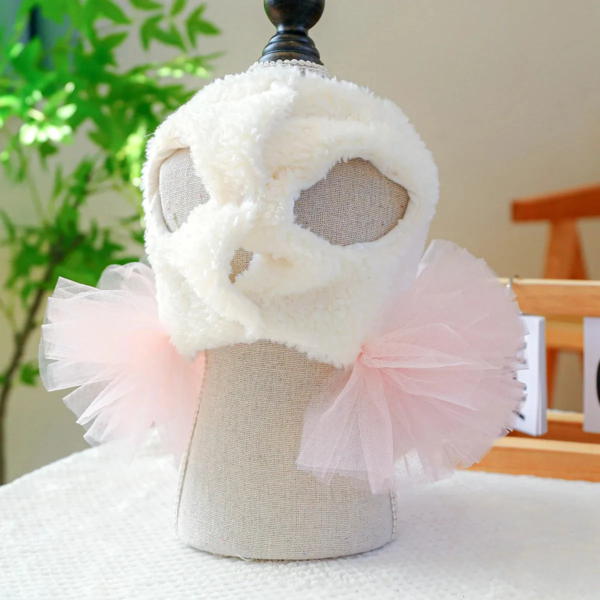Enchanting Unicorn Elegance: White Princess Yarn Dress for Dogs - Cozy and Magical Attire for Autumn and Winter