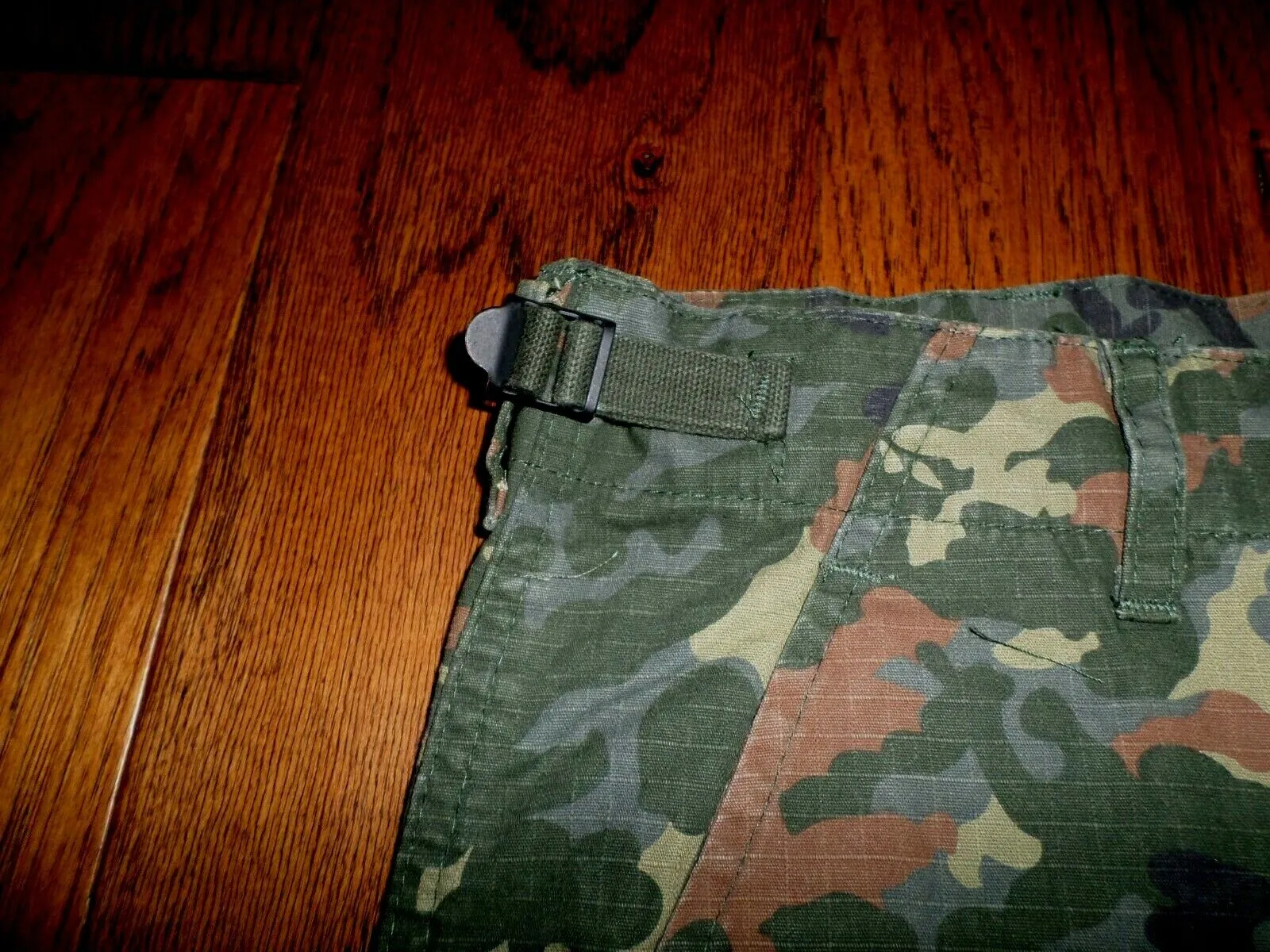 GERMAN FLECKTARN CAMOUFLAGE BDU CARGO SHORTS MILITARY STYLE 6 POCKET BUTTON FLY
