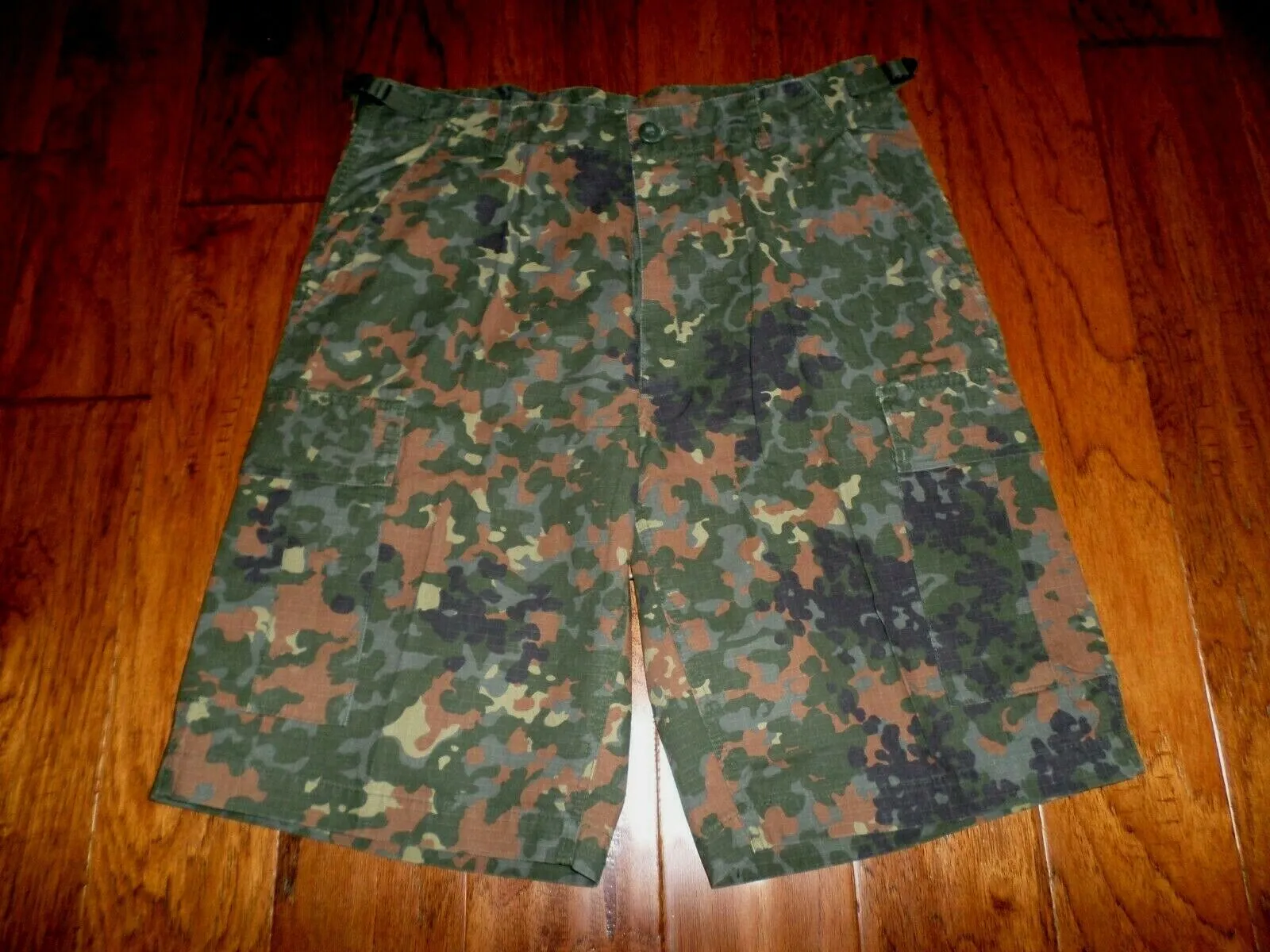 GERMAN FLECKTARN CAMOUFLAGE BDU CARGO SHORTS MILITARY STYLE 6 POCKET BUTTON FLY