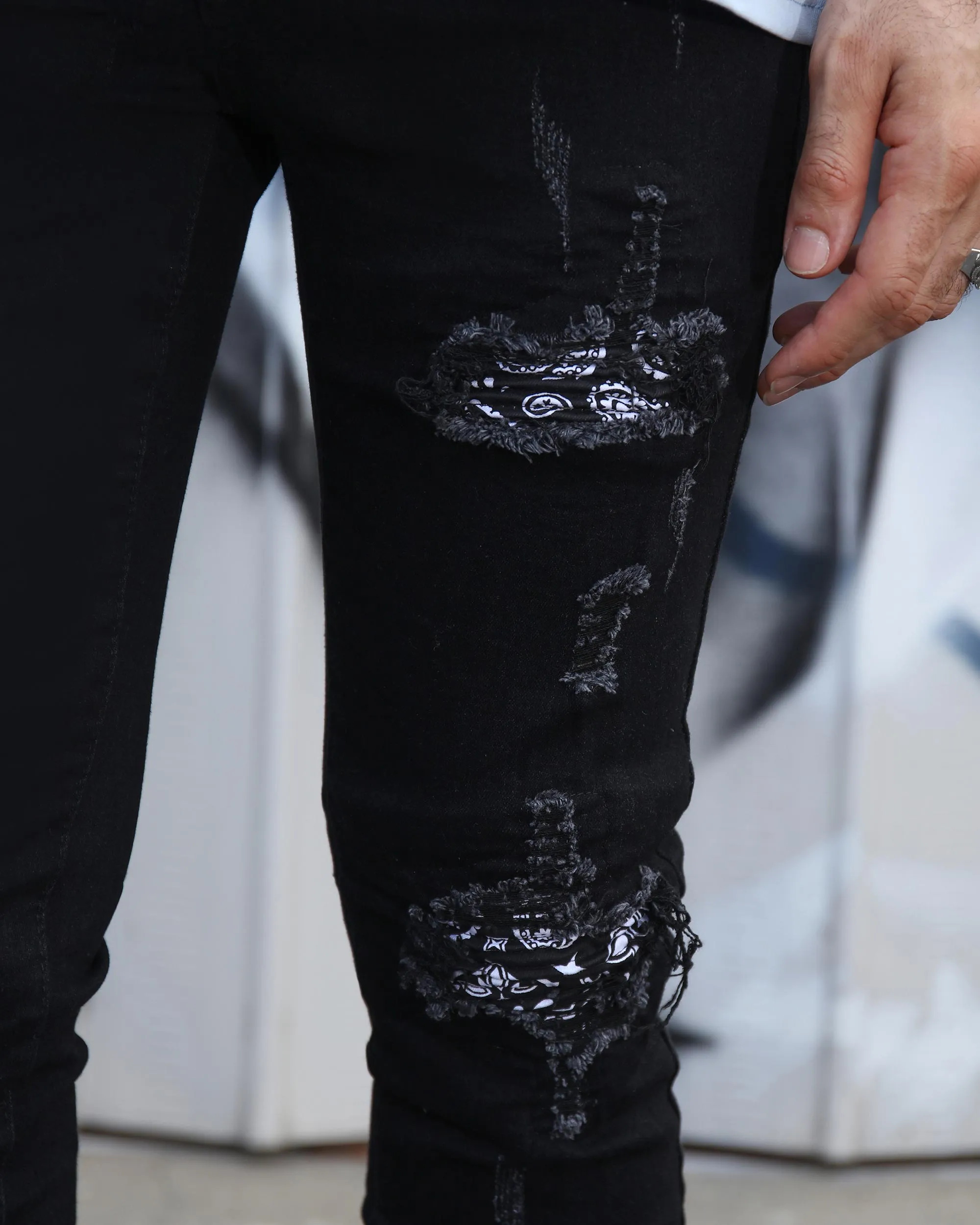 Hip Hop Black Ripped Jeans with Cashew Flower Patch