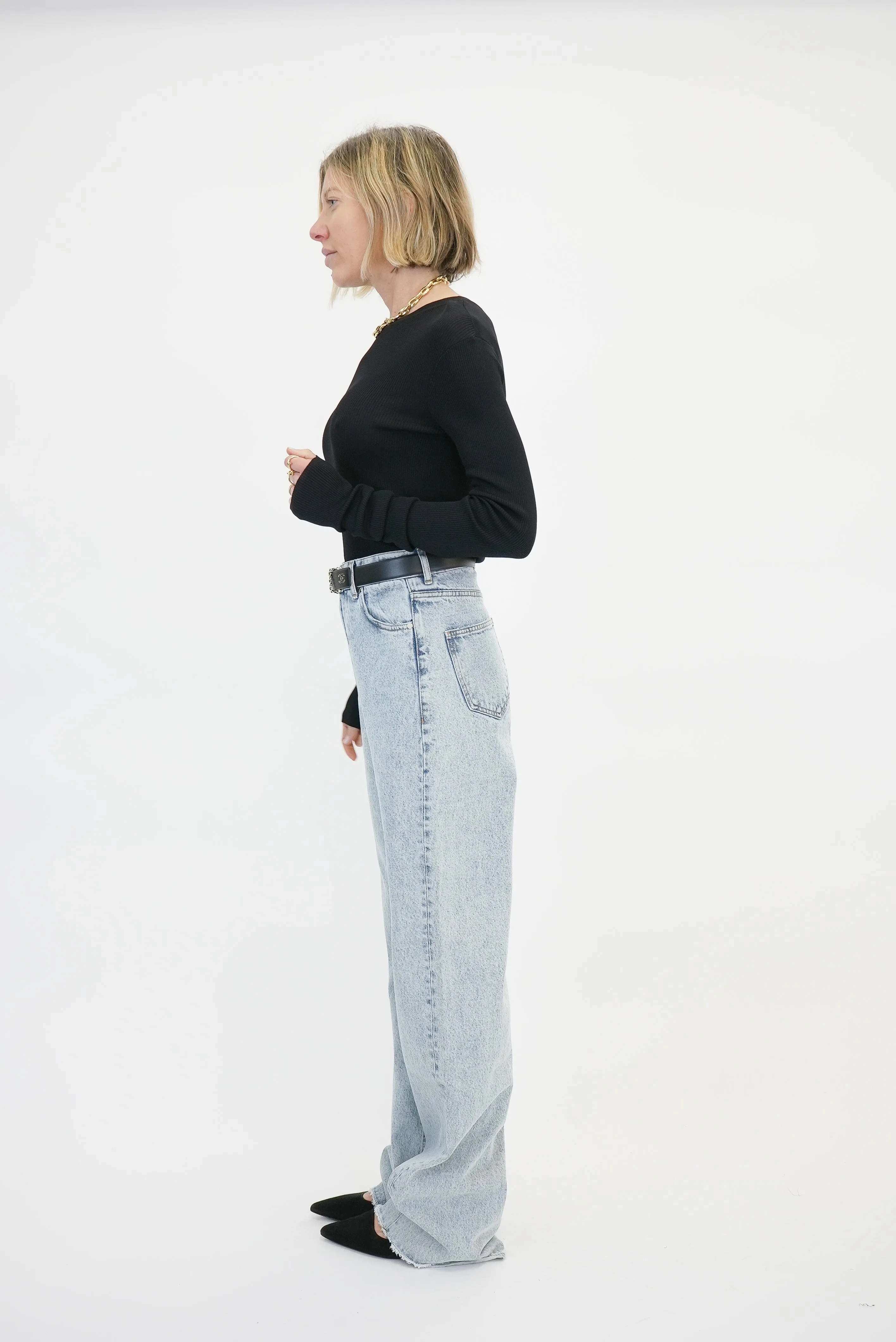 JAINE LOOSE STRAIGHT JEANS IN PALE BLUE