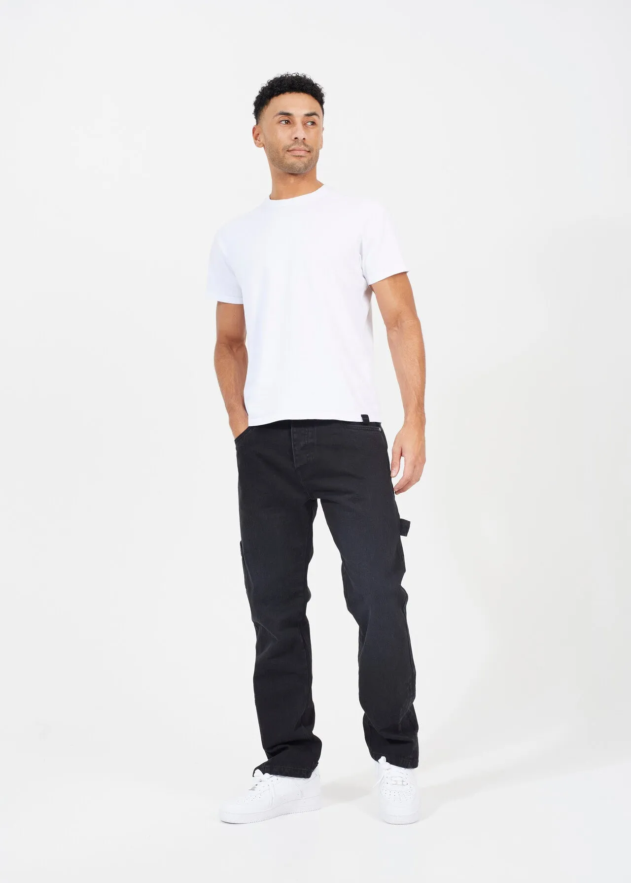 LOOSE FIT CARPENTER STYLE JEAN WITH HEM SPLIT DETAIL
