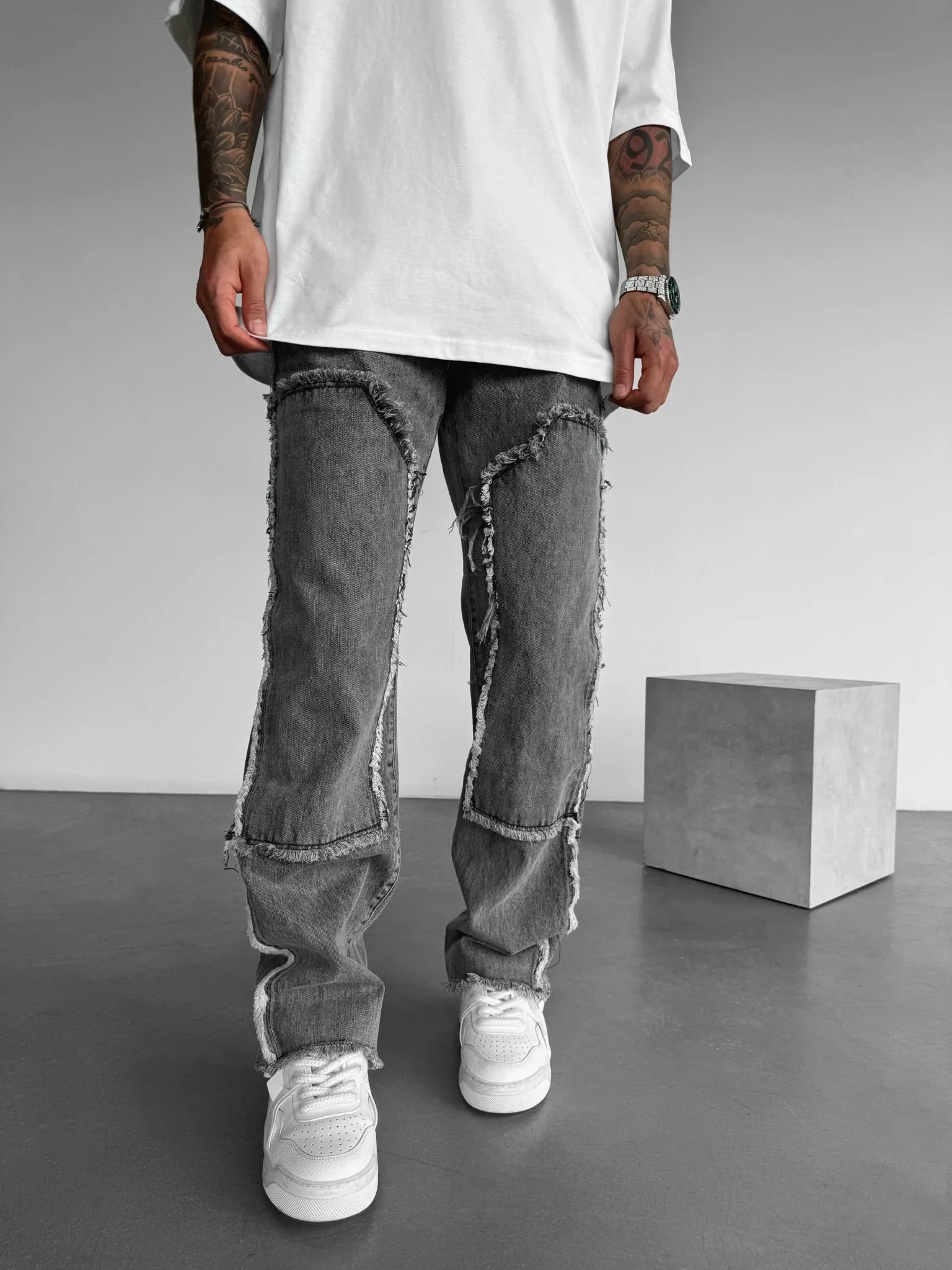 Loose Fit Torn Detail Jean - Anthracite