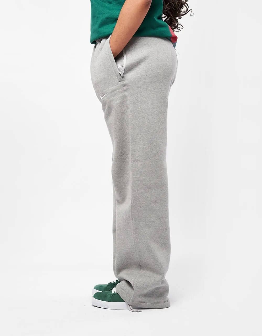Nike Solo Swoosh Sweatpants (Straight) - Dark Heather Grey Heather/White