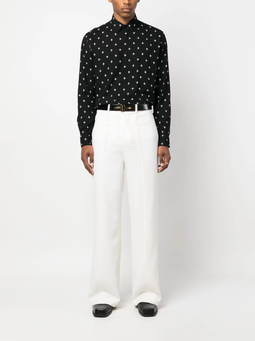 seam-detailing straight-leg trousers