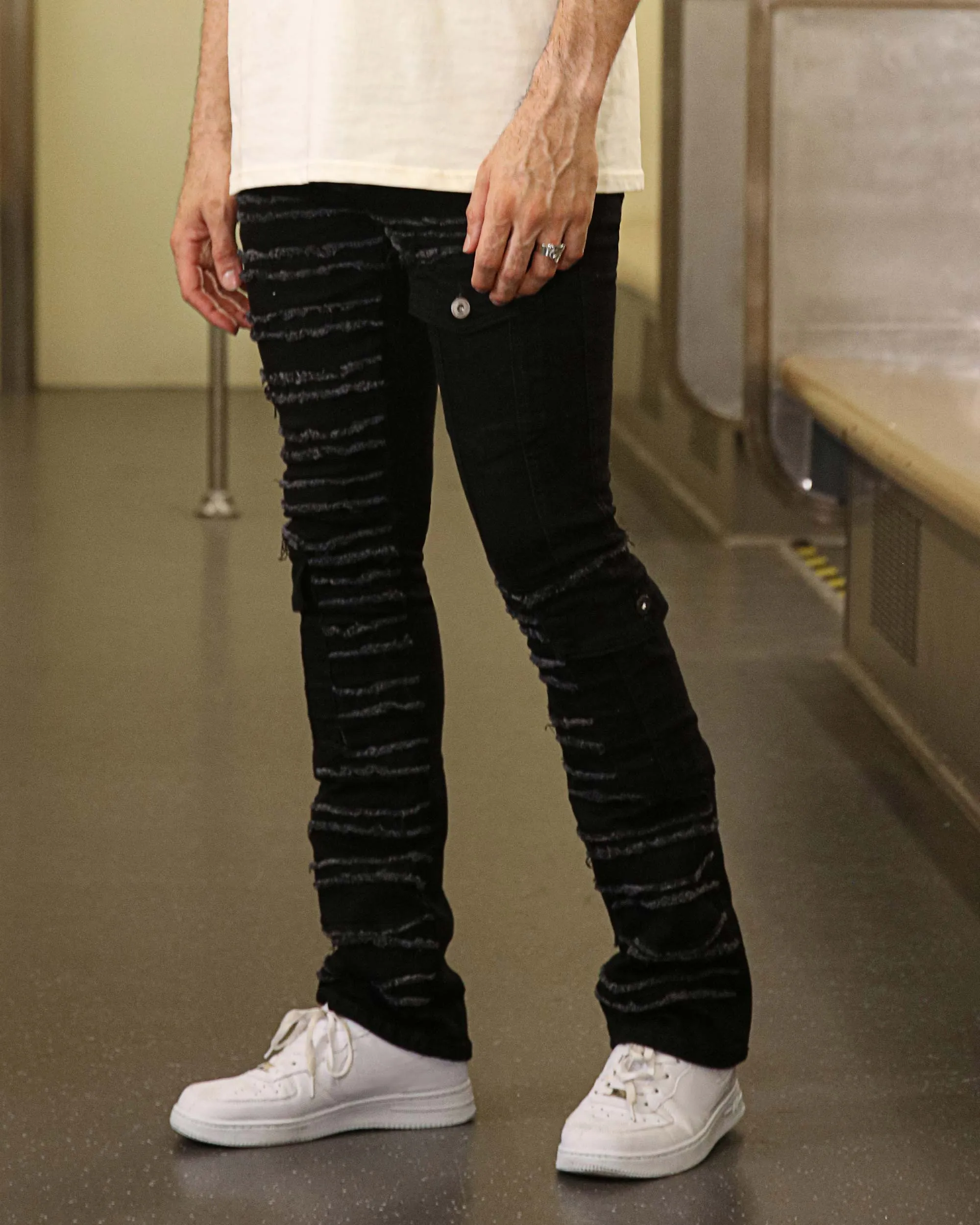 Stylish Raw edge Black Jeans with Side Pocket Detailing-Mexico Local Delivery