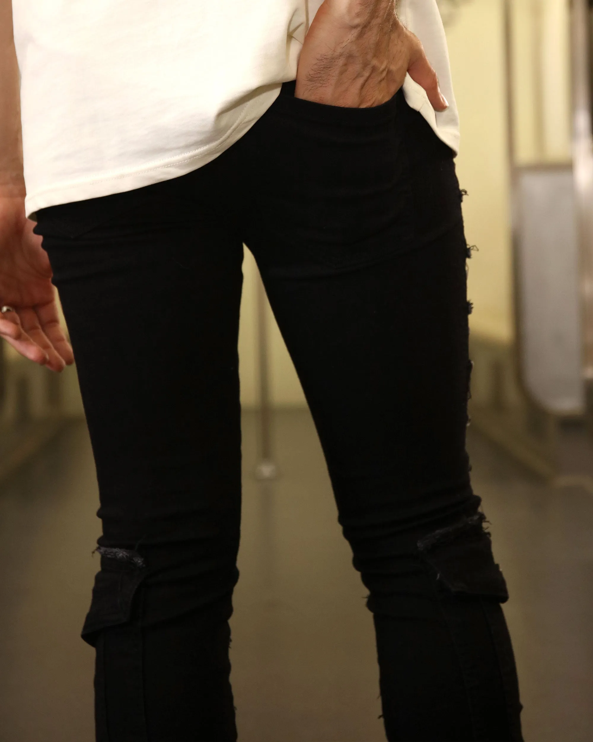 Stylish Raw edge Black Jeans with Side Pocket Detailing-Mexico Local Delivery