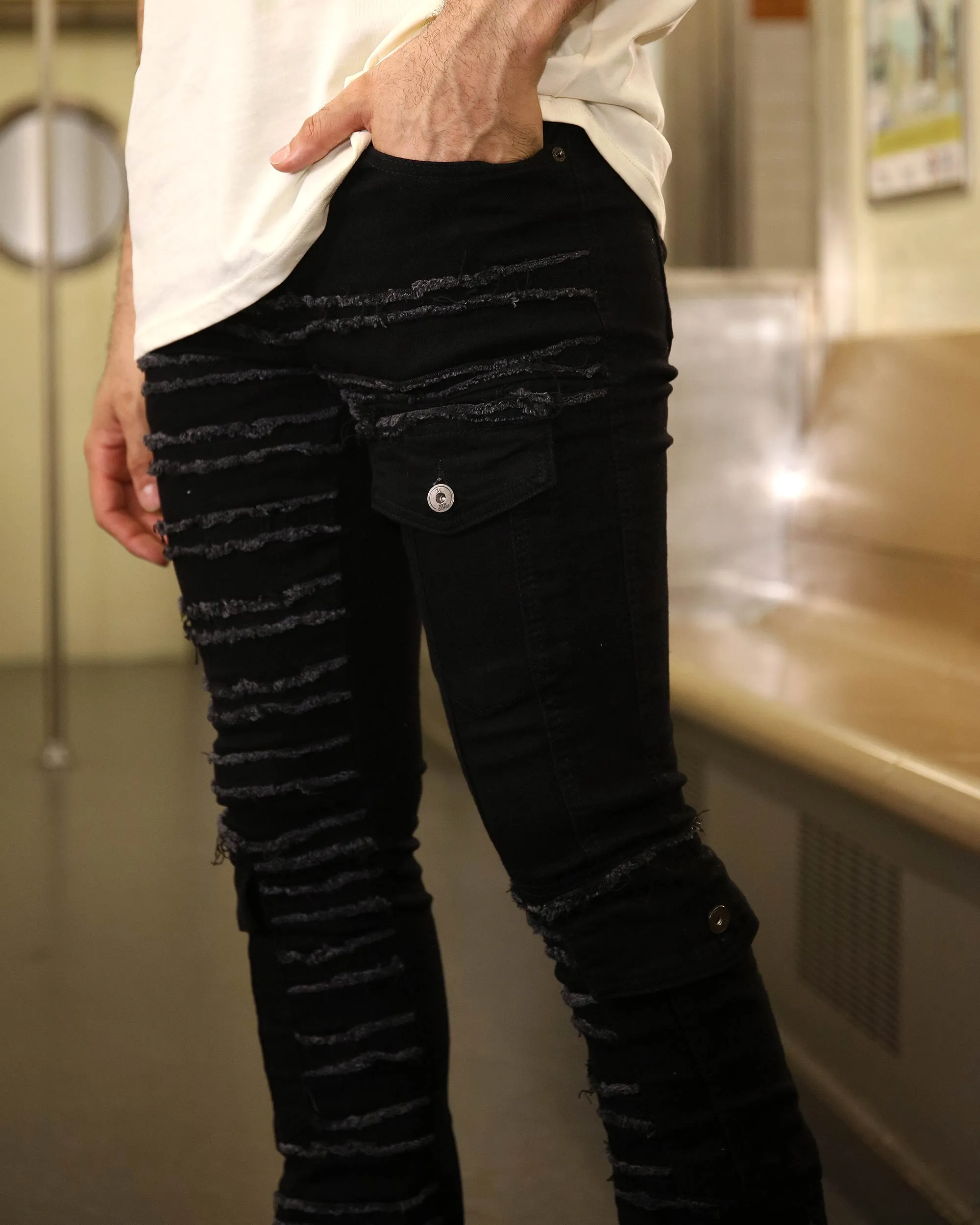 Stylish Raw edge Black Jeans with Side Pocket Detailing-Mexico Local Delivery