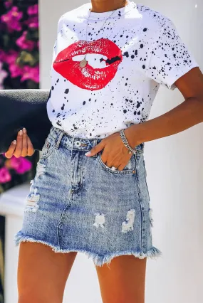 Tight-Fitting Ripped Raw Hem Denim Shorts