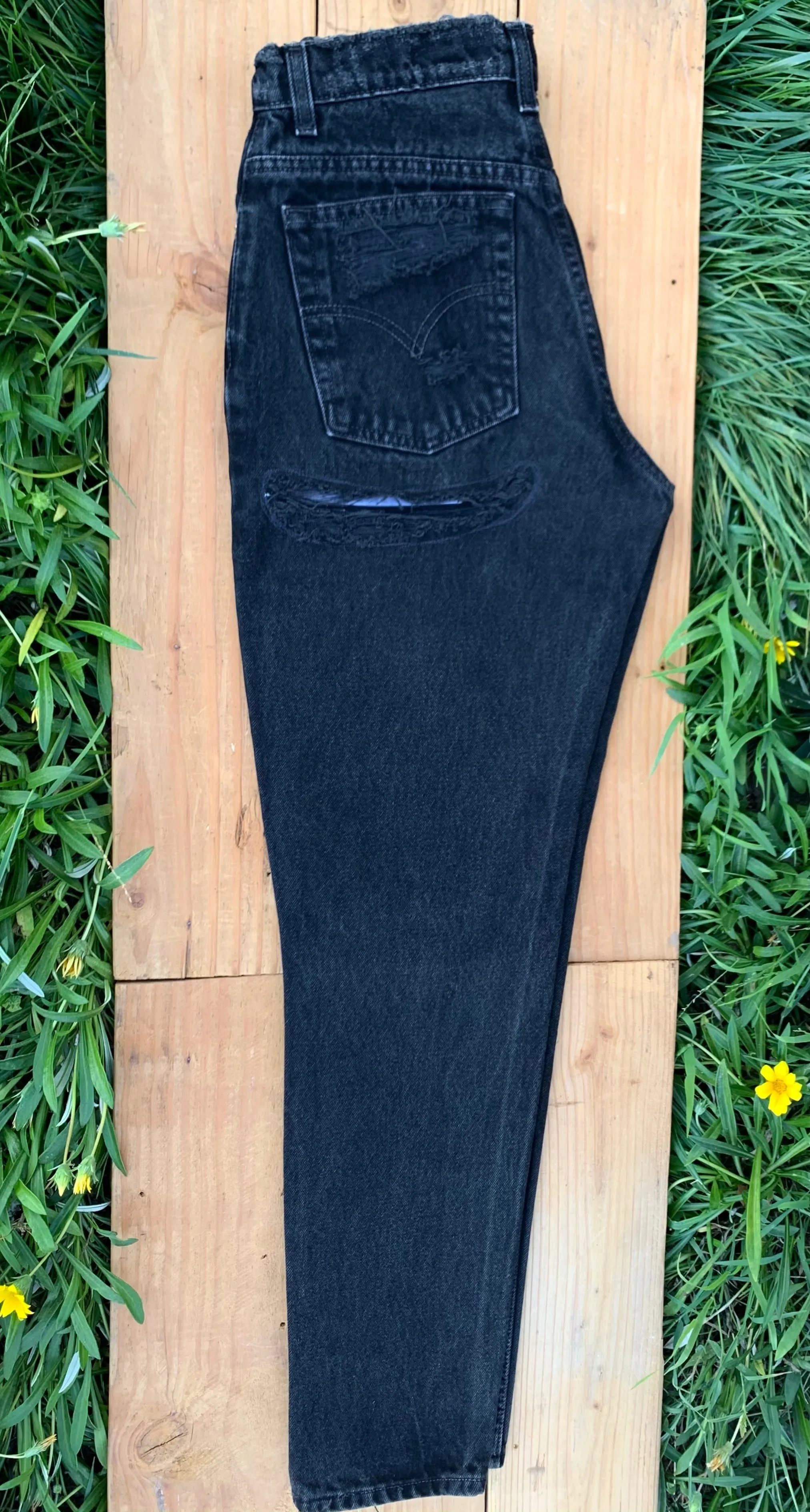 W30 Black Vintage Levi's Butt Rip Jean