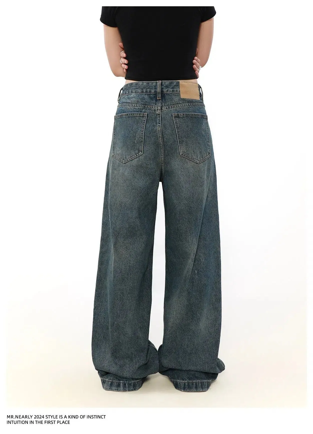 Washed Loose Fit Jeans