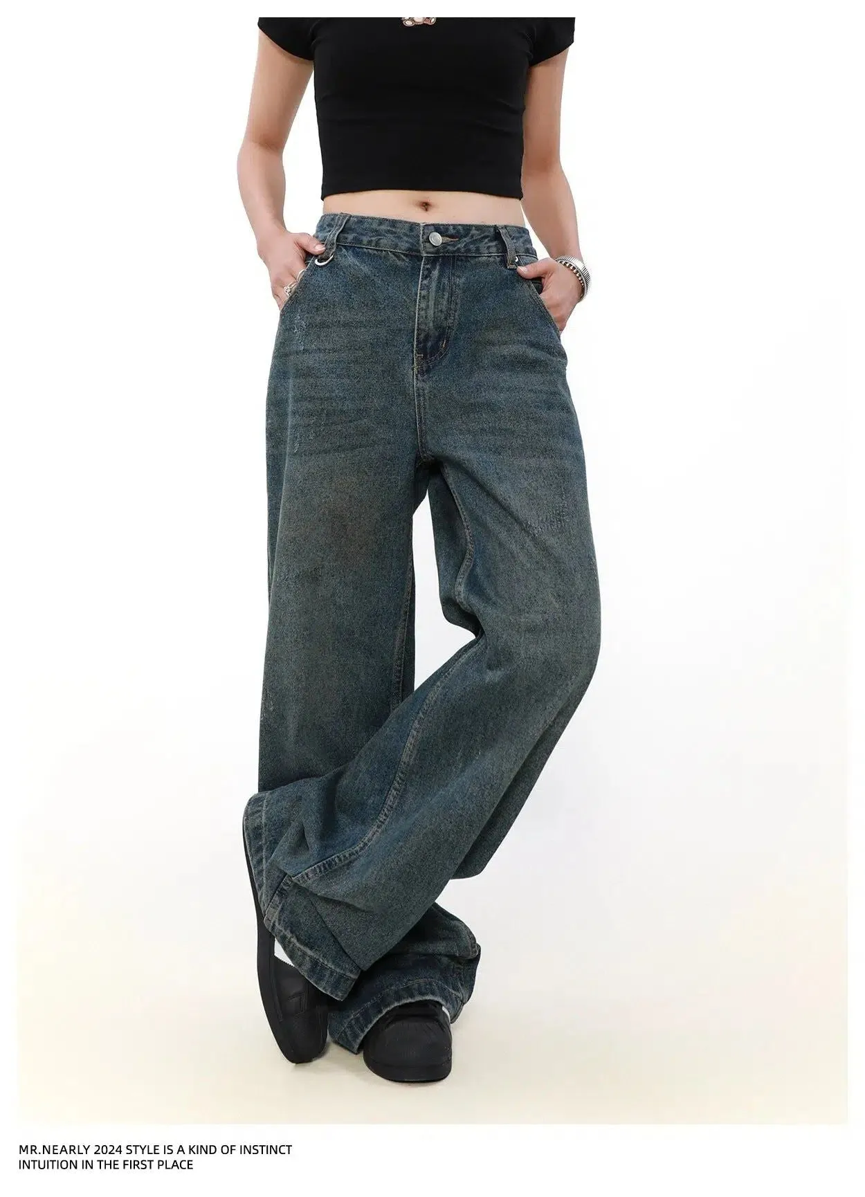 Washed Loose Fit Jeans