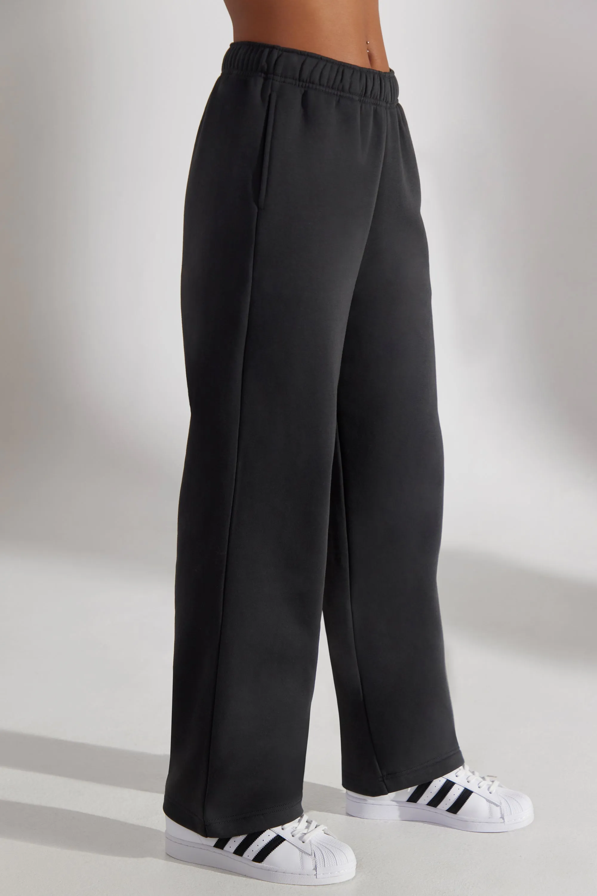 Wide Leg Joggers in Washed Black