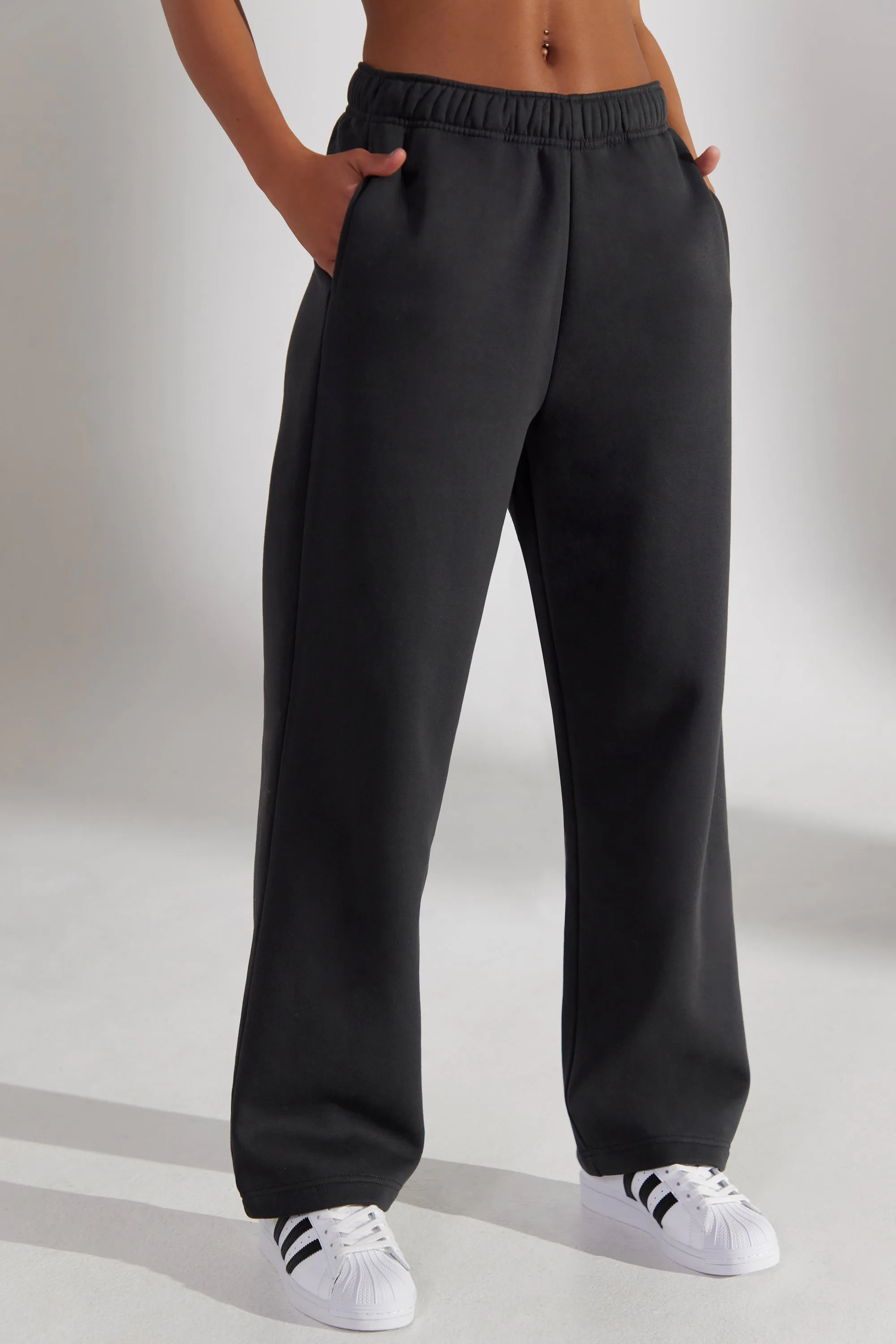 Wide Leg Joggers in Washed Black