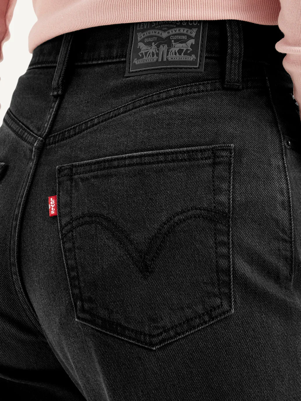 Women's High Rise Loose Taper Fit Black Jeans